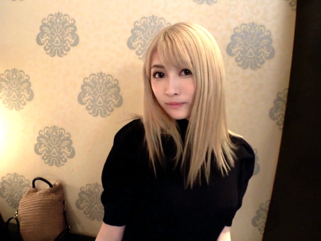 【ギャル】色白美少女ギャルとねっとりエッチ！美白ボディがヤバいくらいそそられ乱れまくる濃厚セックス！