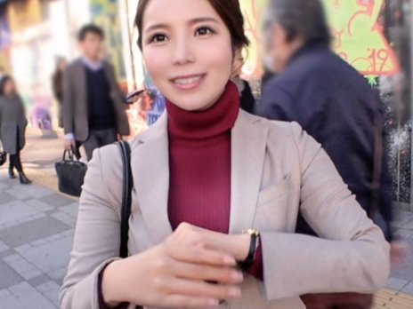 【美脚巨乳お姉さんをゲット！】街で見つけたスタイル抜群のお姉さんをナンパ！黒パンストを破って、ムチムチの美脚と巨乳を独り占め！エッチなおマンコを激しく突きまくって、お姉さんの喘ぎ声が響き渡る！