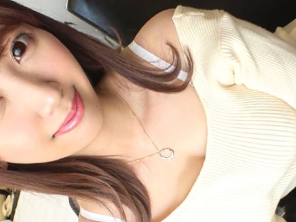 【美乳ヤリマンお姉さん】『もっと突いて♡』清楚系美女が実は超エロい！ひたすらマンコにガチピストンしまくり、美乳を揺らして感じまくる！ヤリマンお姉さんの淫乱セックスに悶絶必至！