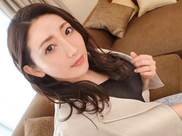 【セクシー巨乳お姉さんの誘惑】『もっと激しく…』色気ダダ漏れな美ボディお姉さんにフル勃起！やらしいカラダをガンガン突きまくって大興奮！！♡