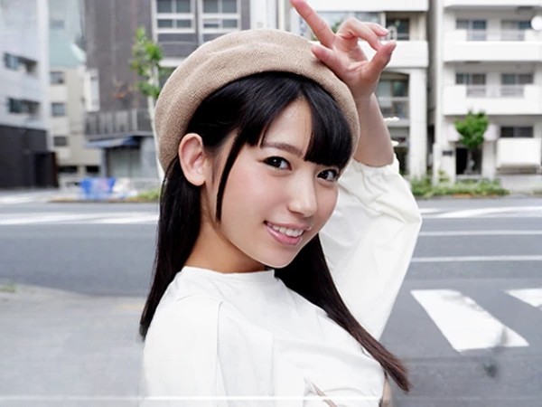 【清楚系ドスケベ女子】『もっとちょうだい…♡』見た目は清楚なのに、軽いピストンですぐイっちゃう敏感ボディ!ハメ撮りで本性むき出しのギャップがたまらないエロさ全開SEX!!