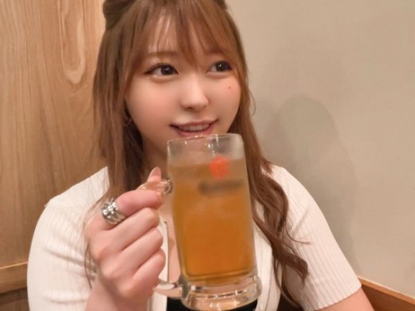 【同窓会NTR】中学時代のマドンナと再会！今や人気インフルエンサーの彼女とまさかのハメ撮りSEX！電マ責め＆激ピストンで敏感ボディが悶絶！卒業以来の再会がエッチな思い出に♡