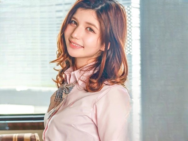 【ハーフ美少女の淫らな調教】おじさんチンポに堕ちた美人ハーフ！『ぐちゅぐちゅ♡』甲高い喘ぎ声で感じまくり、エキゾチックな美貌が淫らに乱れる！