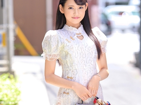 【素人宅訪問！美少女の濃厚セックス】『うみちゃんとエッチしよ♡』スレンダーボディの美少女が素人男性と濃厚プレイ！素人男性宅で見せる本気のセックスに興奮間違いなし！