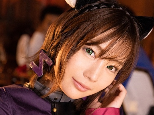 【異世界エロ冒険】『あっ…ダメ…気持ち良すぎる…』淫獣コスプレの美少女と禁断の3P!生チンポで激しく突かれ、喘ぎまくる姿がエロかわいい!異世界の快楽に溺れる淫獣にたっぷり種付け!♡