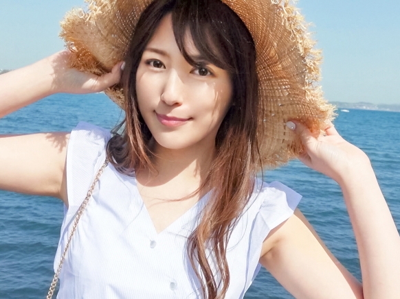 【小悪魔美少女と秘密の旅】めちゃカワ女子大生とアツい夜♡エッチな絡みと濃厚セックスで中出し解禁!