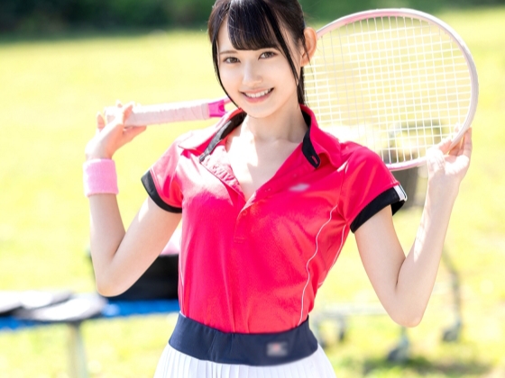 【スポーツ美少女】テニス女子が野外で大胆セックス!キュートな笑顔の裏に隠された、着衣のまま感じまくる敏感ボディ♡
