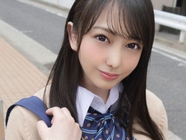 【制服美少女のドM覚醒】『もっと奥まで…！』19歳の純粋美少女が、デカチンイラマで喉奥開発！コスプレ姿でドM開花、快楽に溺れる姿がエロかわいい！！♡