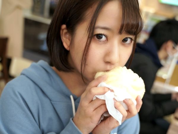 【ムチムチ妹系セフレと温泉旅行】『お兄ちゃん、もっと…♡』巨乳＆巨尻の妹系セフレと旅館で濃厚セックス！肉感的な爆尻に激しく腰を打ち付け、熱い夜を過ごすエロ旅ｗ