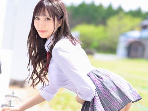 【小悪魔JKの過激なイタズラ】隣の席のからかい上手な女子高生がまさかのドスケベ！授業中にこっそりエッチな悪戯♡無防備な制服姿で挑発してくる小悪魔ちゃんに翻弄されっぱなし！おまんこ気持ち良すぎて我慢汁ダダ漏れ！