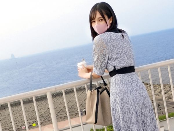 【色白巨乳美少女と小旅行】スレンダー美ボディを独り占め！1泊2日でコスプレ着衣プレイ＆生ハメ中出しセックス三昧のヤリまくり旅！！